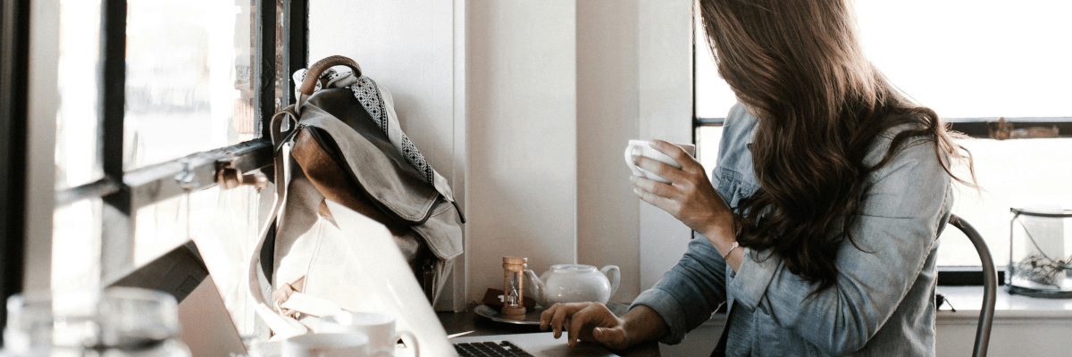 Should You Hire a Freelance Blog Writer?